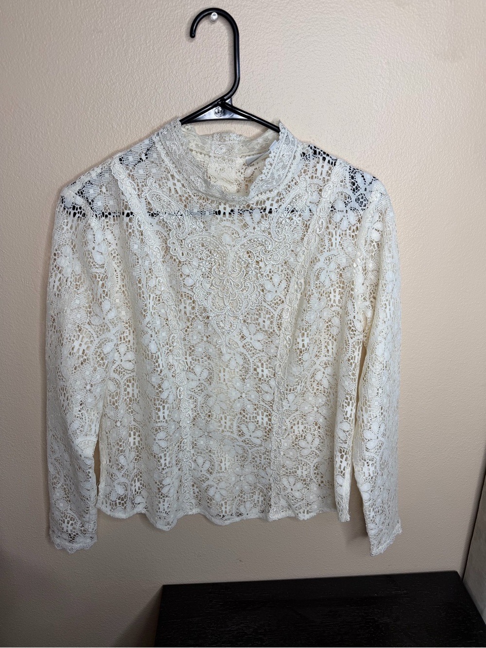 Coldwater Creek Vintage mock neck blouse Size 10